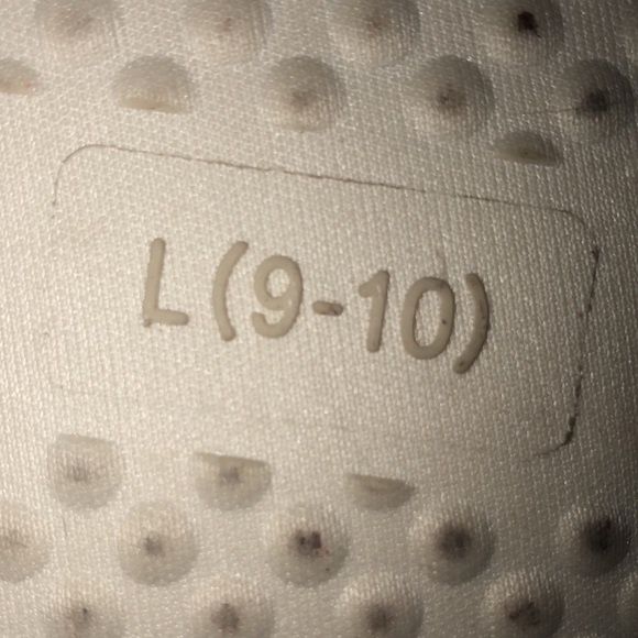 Prwnd  Steve Madden Women's Black Slippers size large 9-10 - Picture 5 of 7